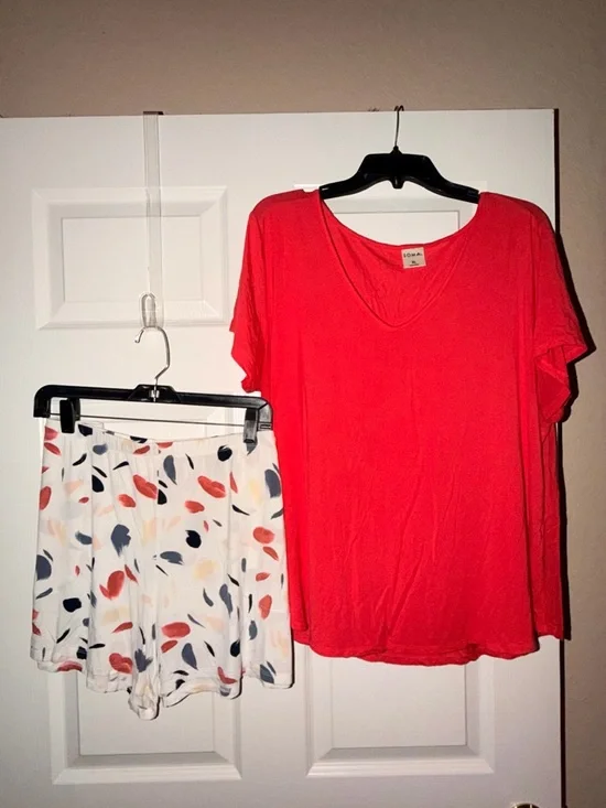 Soma XL Lounge Set Coral Tee & Printed Shorts Soft Pajamas - Picture 2 of 11